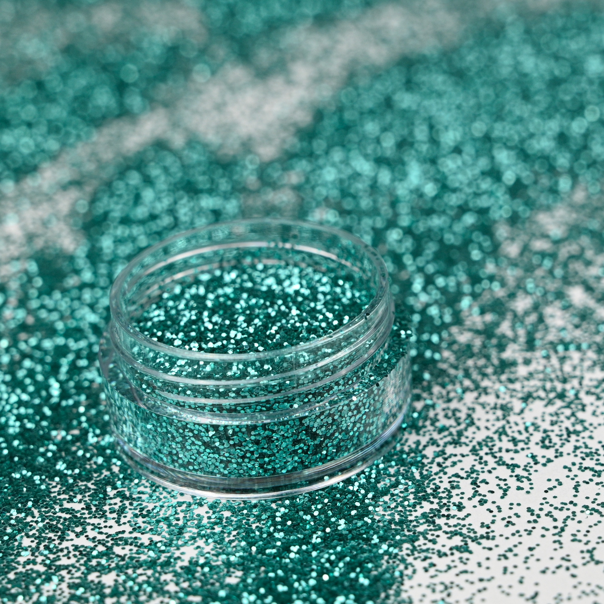 Moyennes Paillettes turquoises biodégradables Pure Glitter