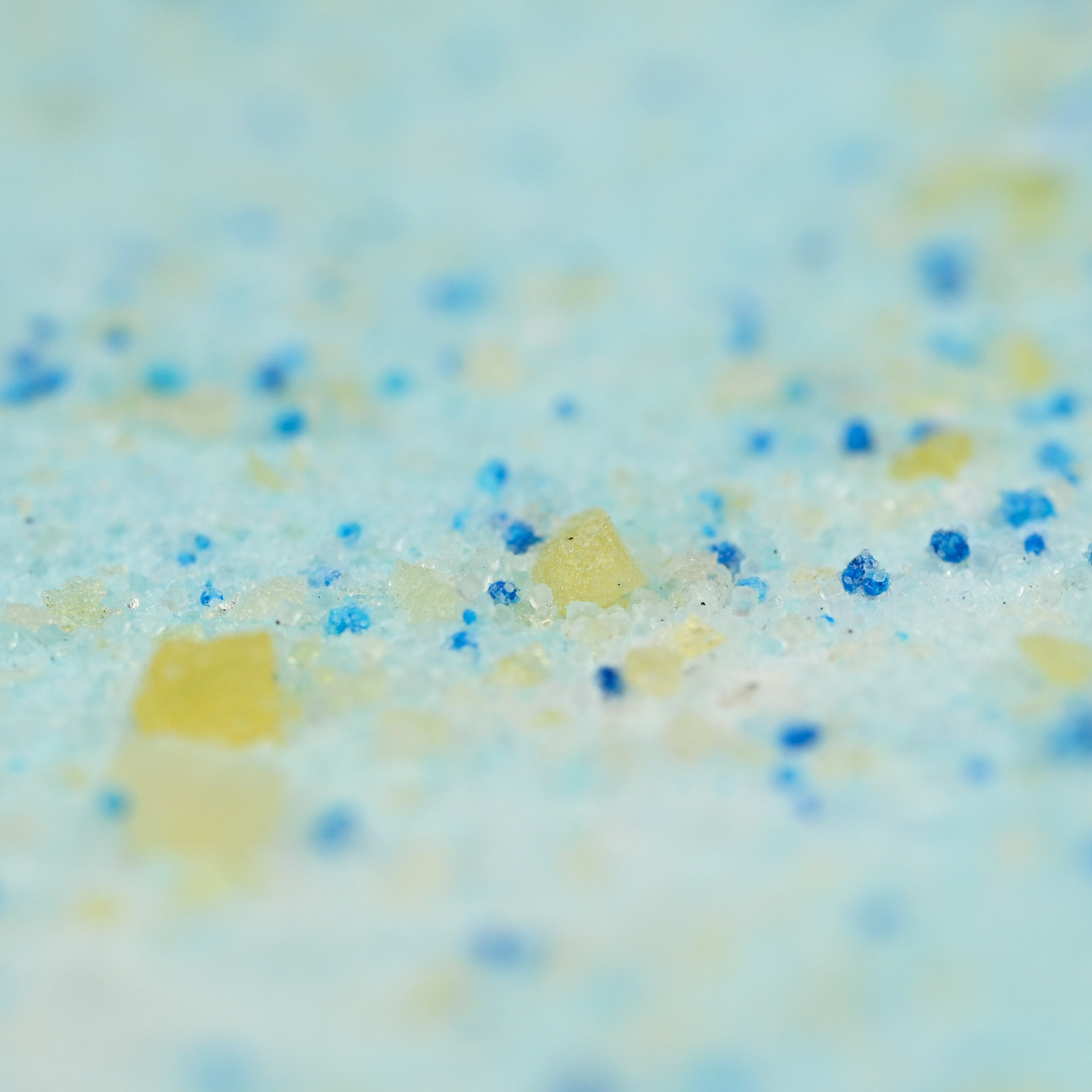 Sels de bain crépitants bleu pour enfant texture