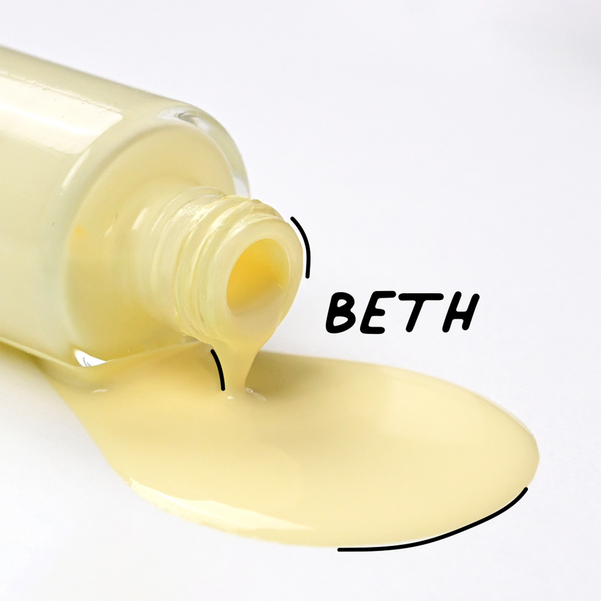 Beth - pastel yellow