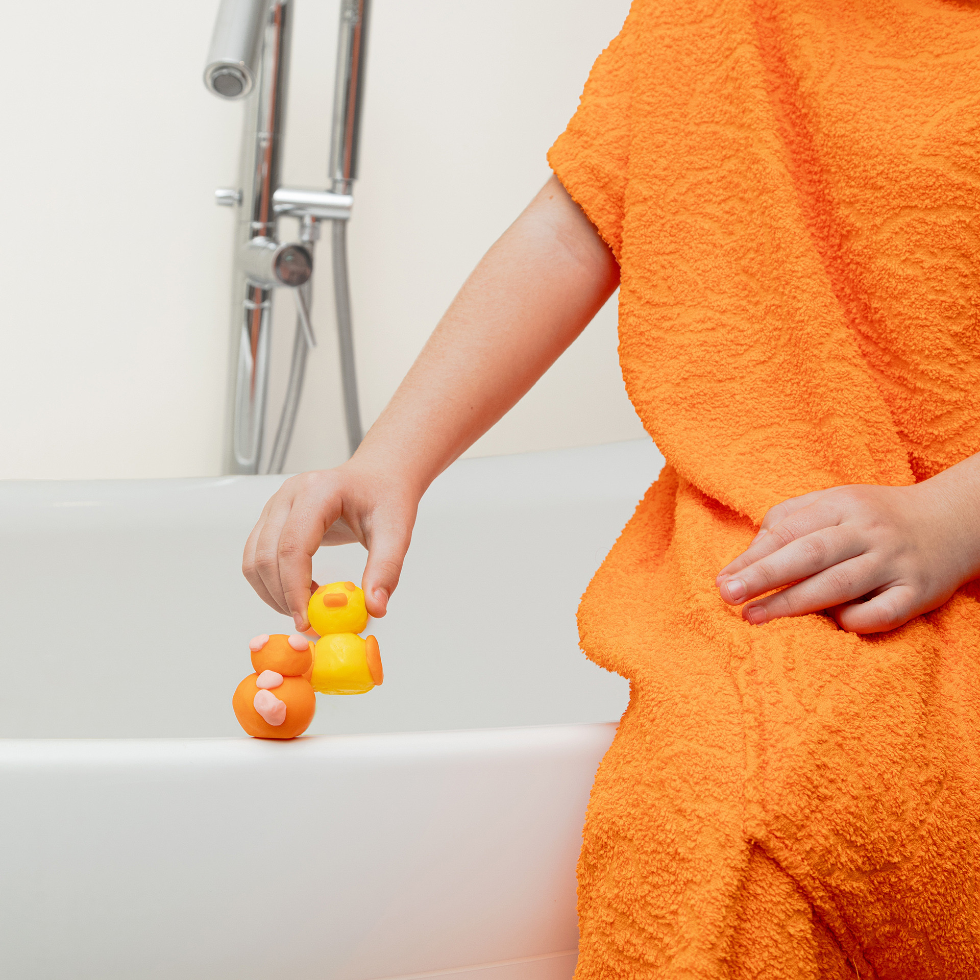 Yellow bath & shower dough - the Joyful