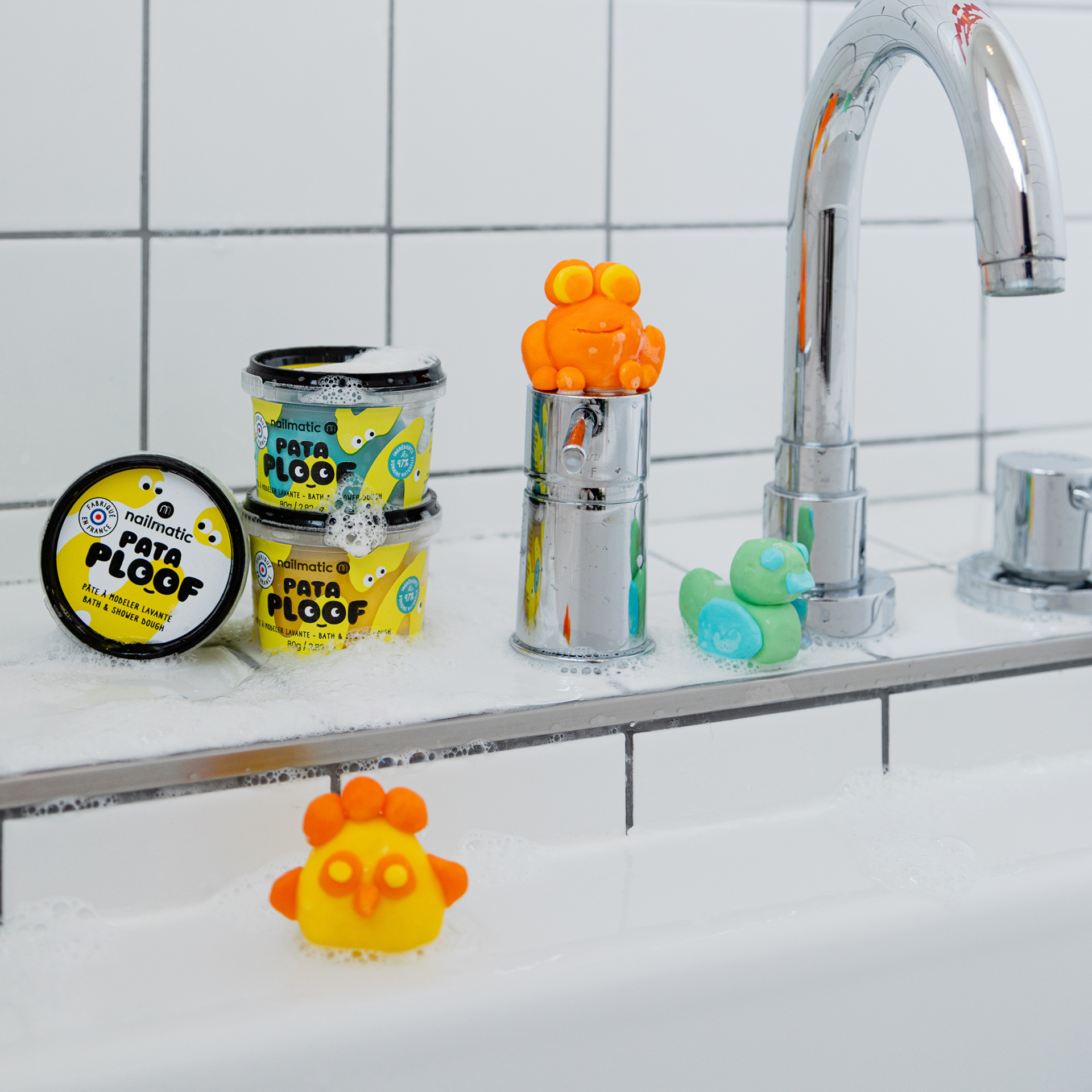 Pâte à modeler animaux orange pour le bain enfant
