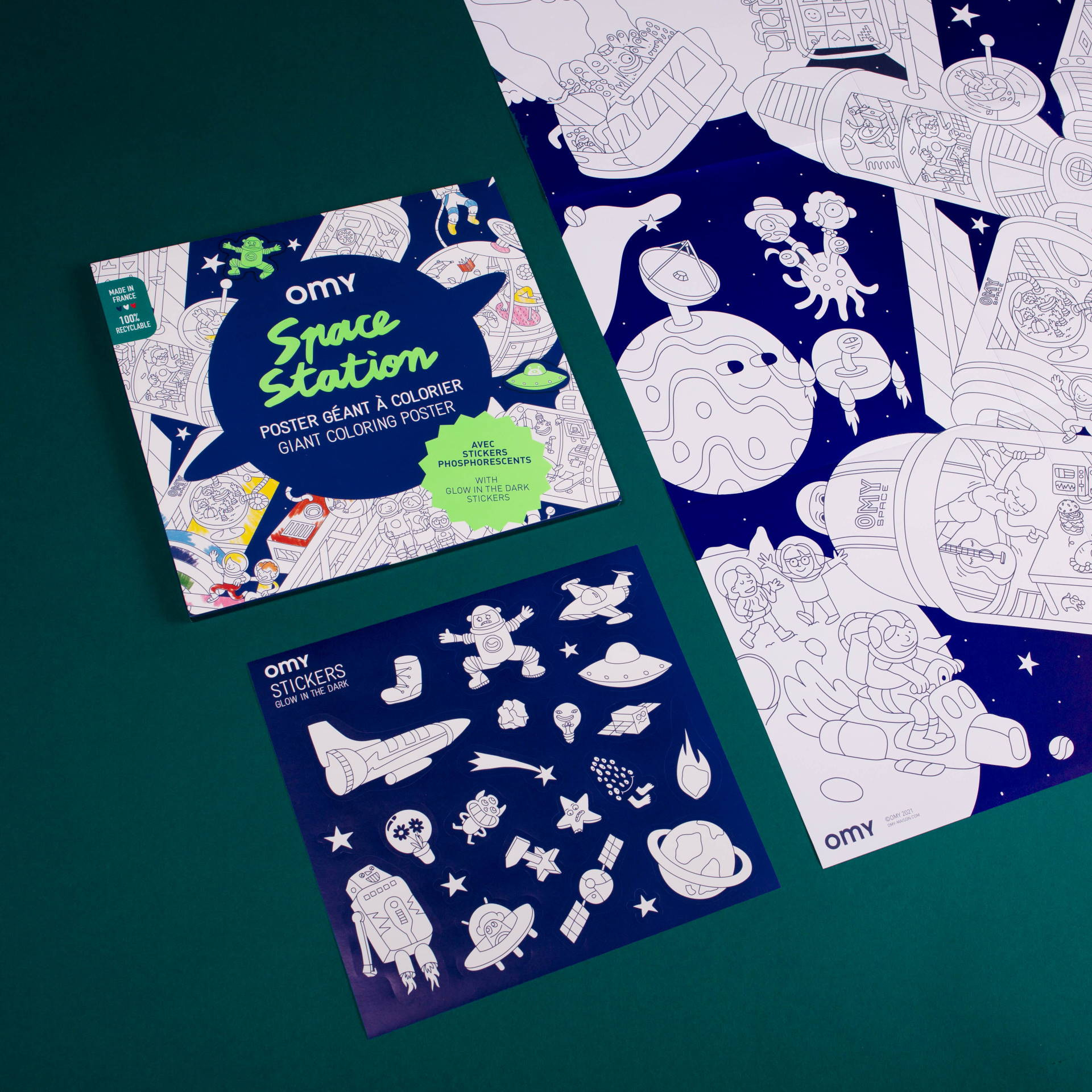 Giant Colouring Poster and stickers - Space Station - OMY