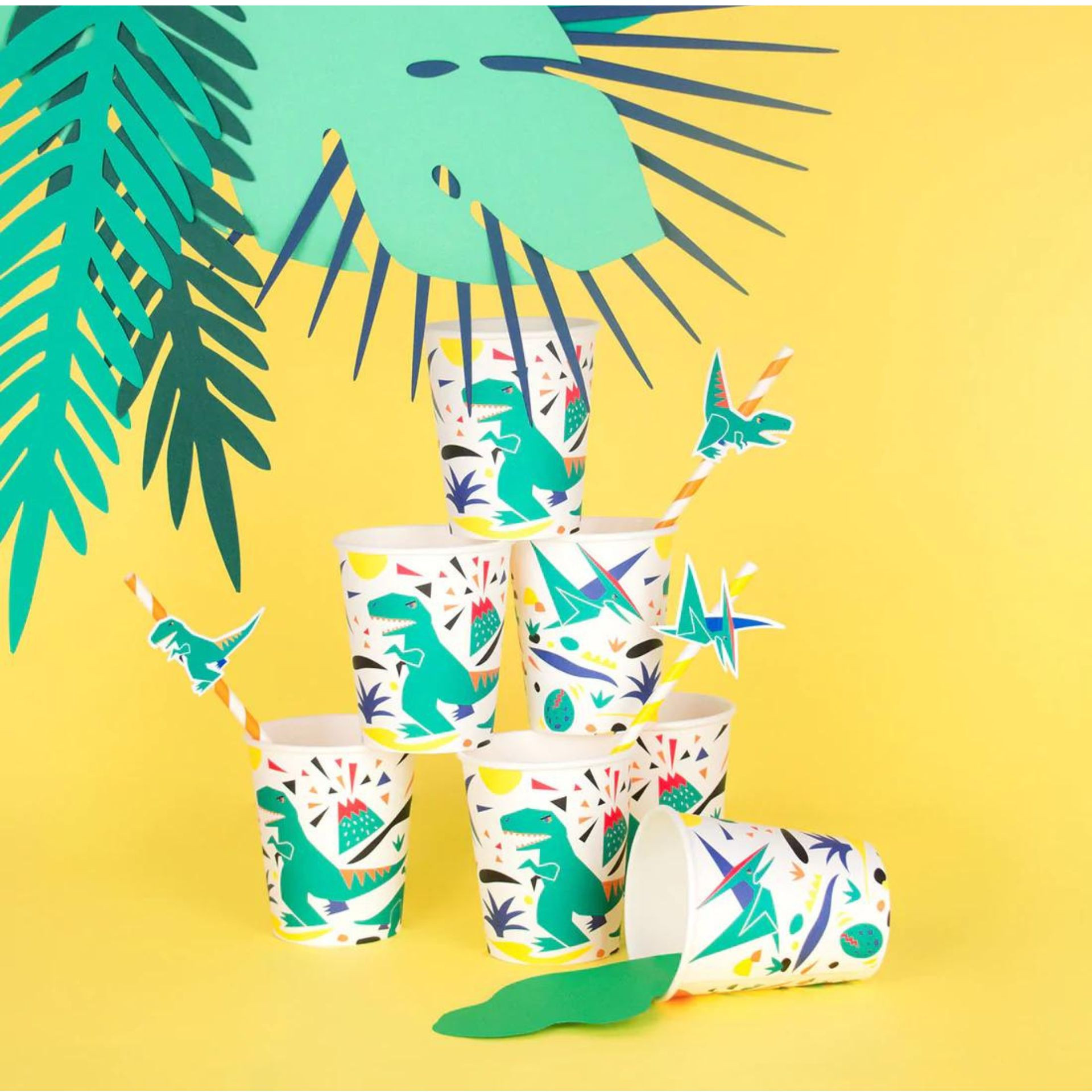 8 dinosaurs paper cups - My Little Day