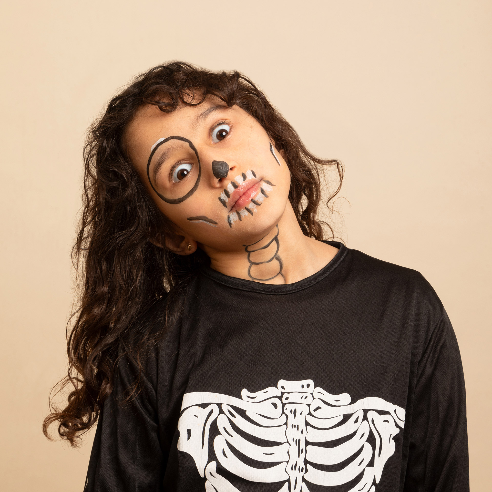 Maquillage Halloween facile Squelette Enfant