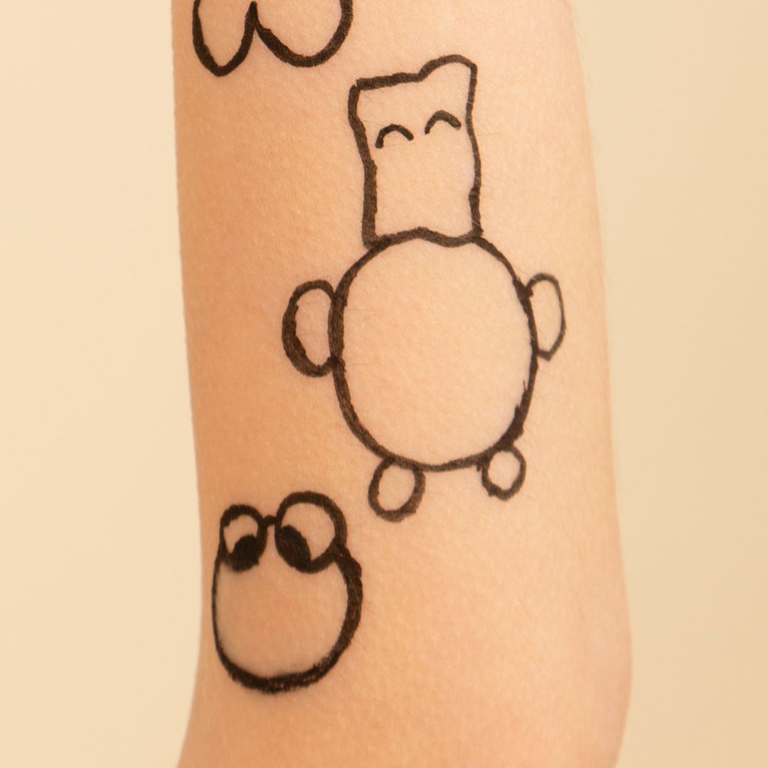 tuto tatouage enfant monstres mignons étape 2