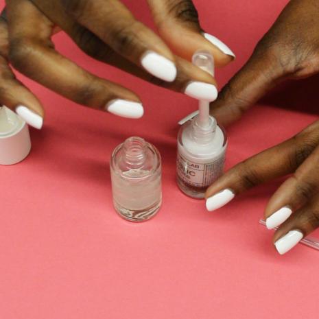 10 Non Toxic Nail Polish Brands For the Best Non Toxic Manicure - Going  Zero Waste